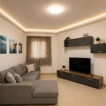 Проживание в семье Cozy In The Heart Of Слима